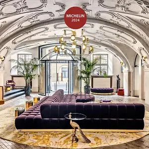 H15 Luxury Palace - Destigo 5*, Cracovia Polonia
