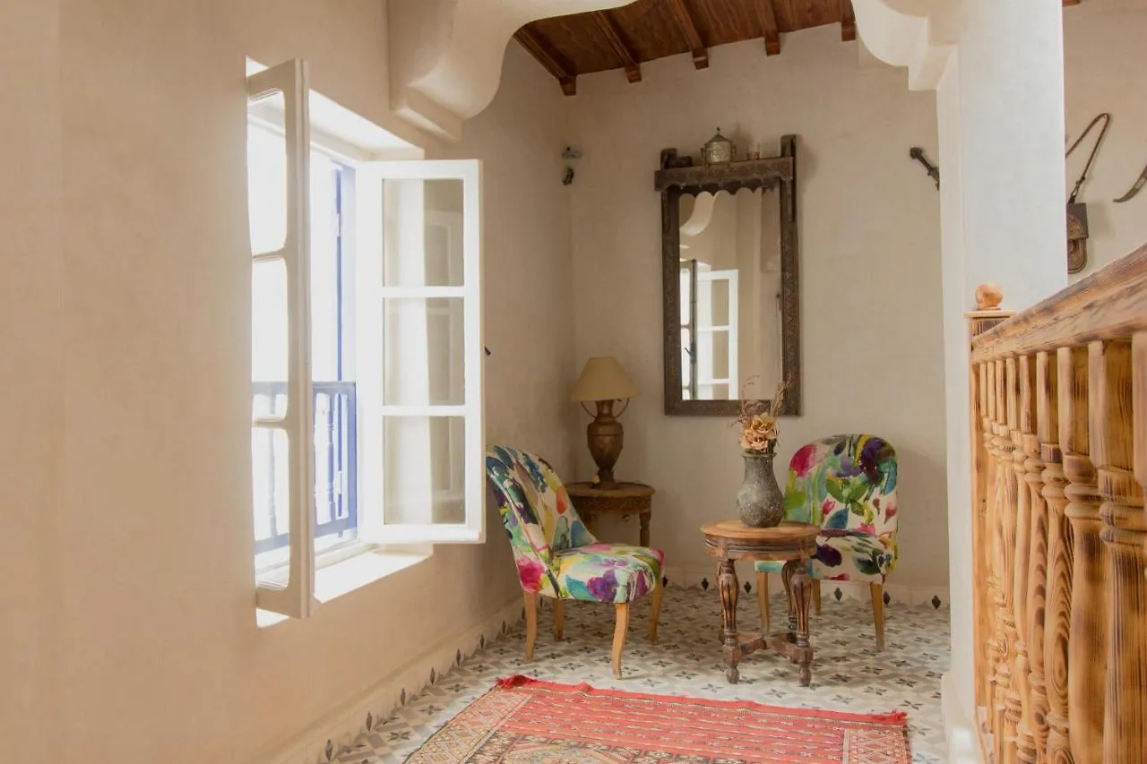 Riad Azul Bed & Breakfast Essaouira